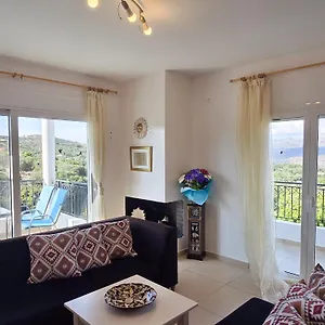 Lakithra Apartments Appartamento